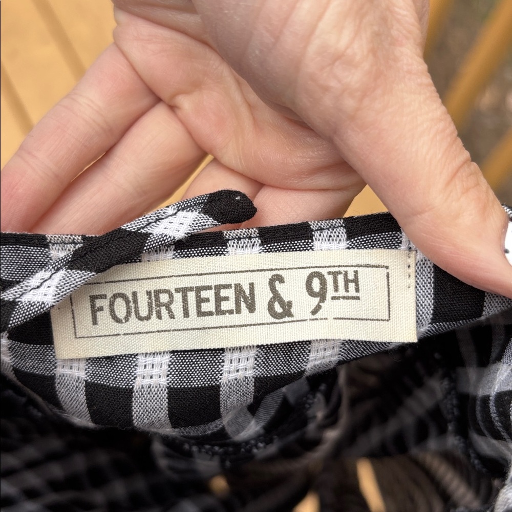 Black & White Gingham Puff-Sleeve Babydoll Dress - Picture 6 of 6